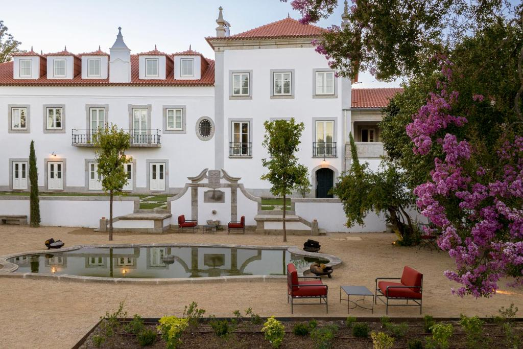 Курортный отель Valverde Santar Hotel & Spa