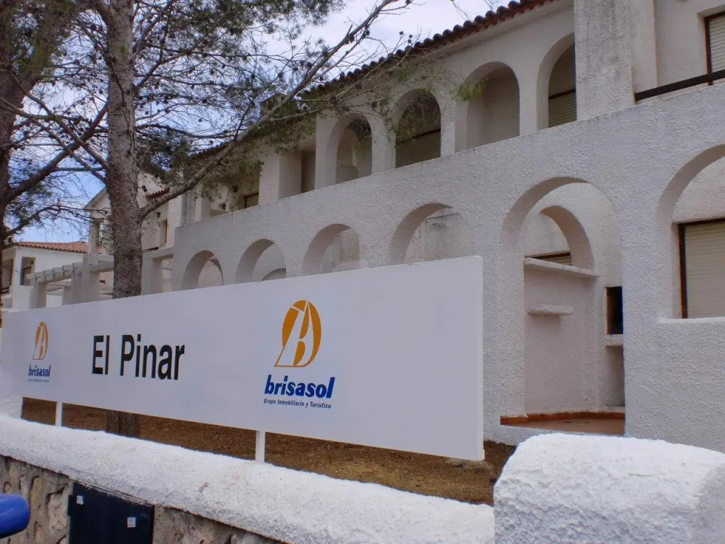 Апартаменты Bungalows El Pinar Miami playa -Rentalmar