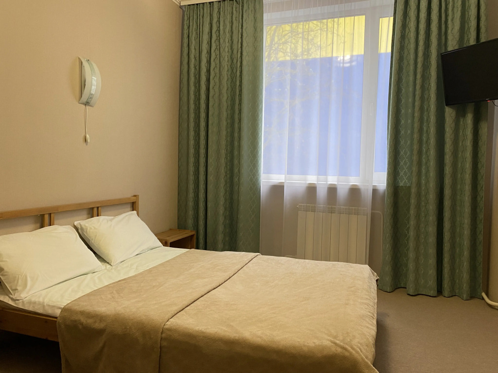 Evro Hotel