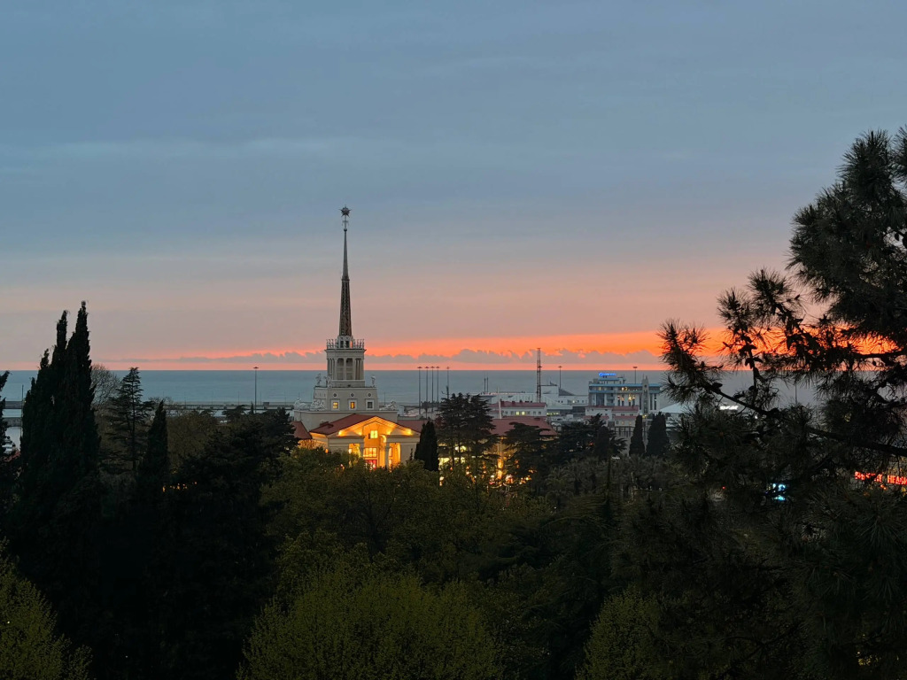 Апартаменты 20th Avenue