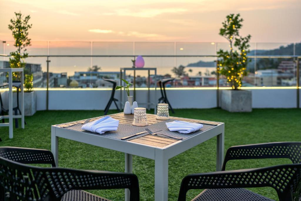 Zenseana Resort & Spa - Patong, Phuket