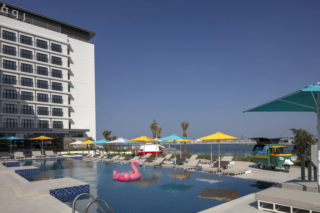 Отель Rove La Mer Beach