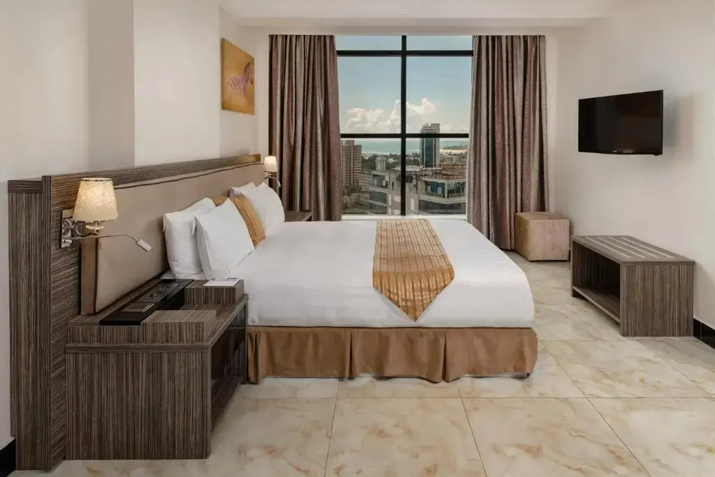 Отель Golden Tulip Dar City Center