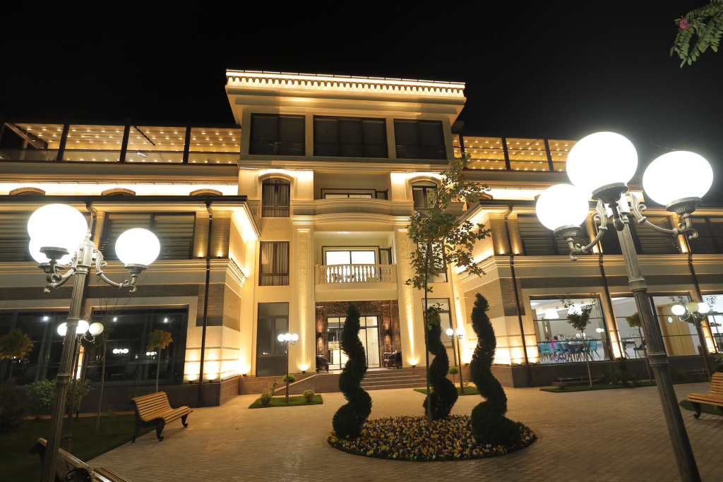 Отель Turon Resort