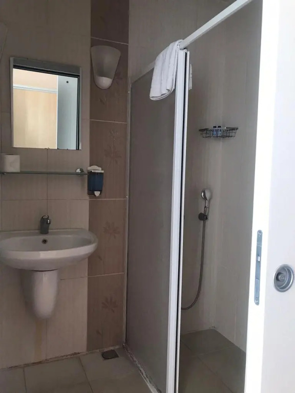 Отель Viras