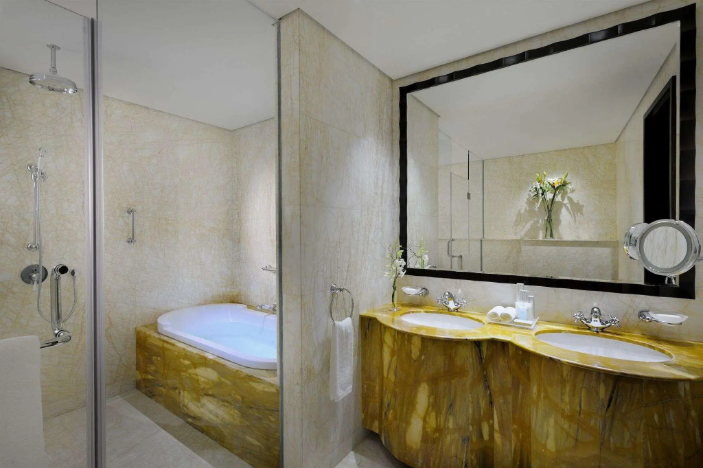 Crowne Plaza - Dubai Jumeirah by IHG