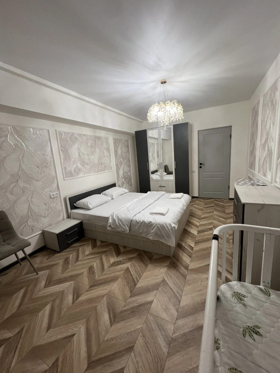 Квартира Downtown With 2 Bedrooms and 1 living room