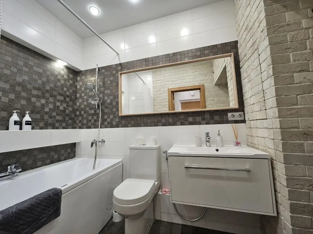 Квартира White Lodging