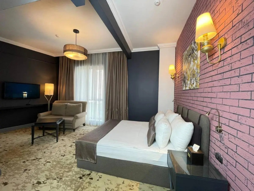 Отель Teatro Rooms