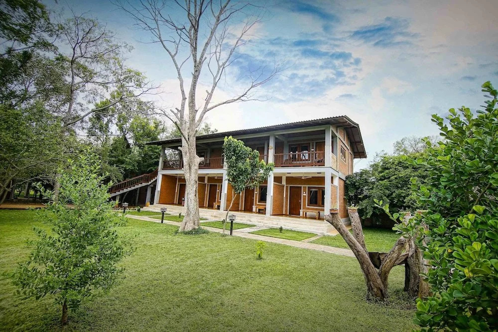 Elephas Resort & Spa