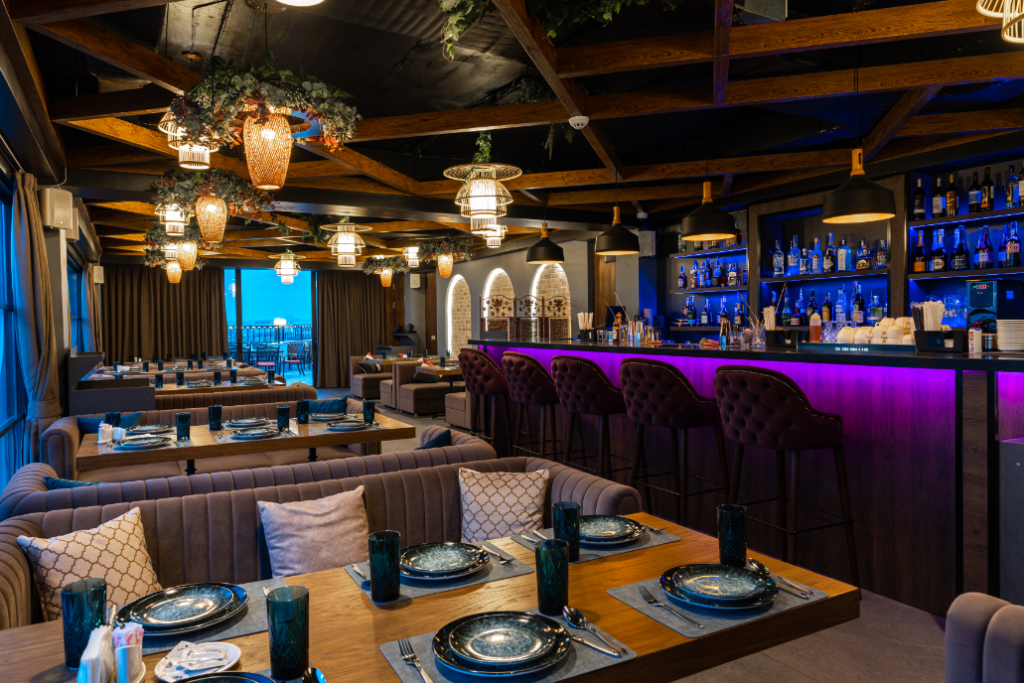 Shamsan Airport Hotel