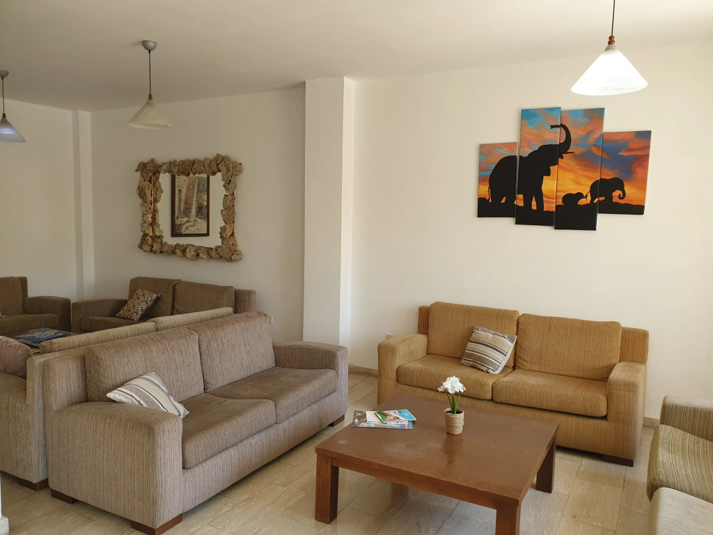 Florea Hotel Apartments