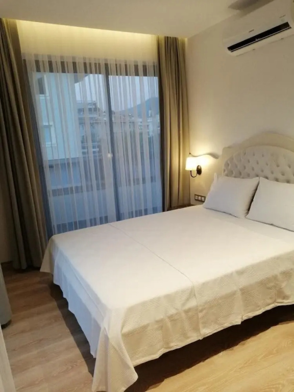 Апарт-отель Channel Suites