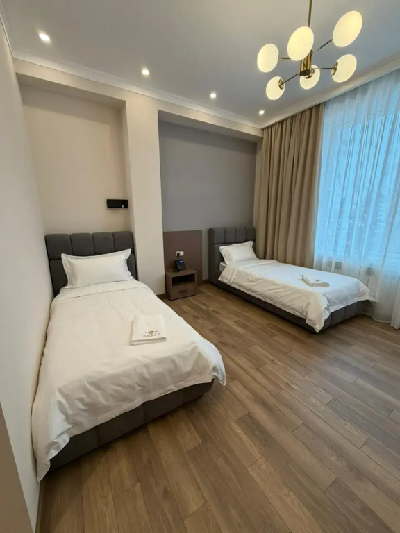 Отель Auris Hotel