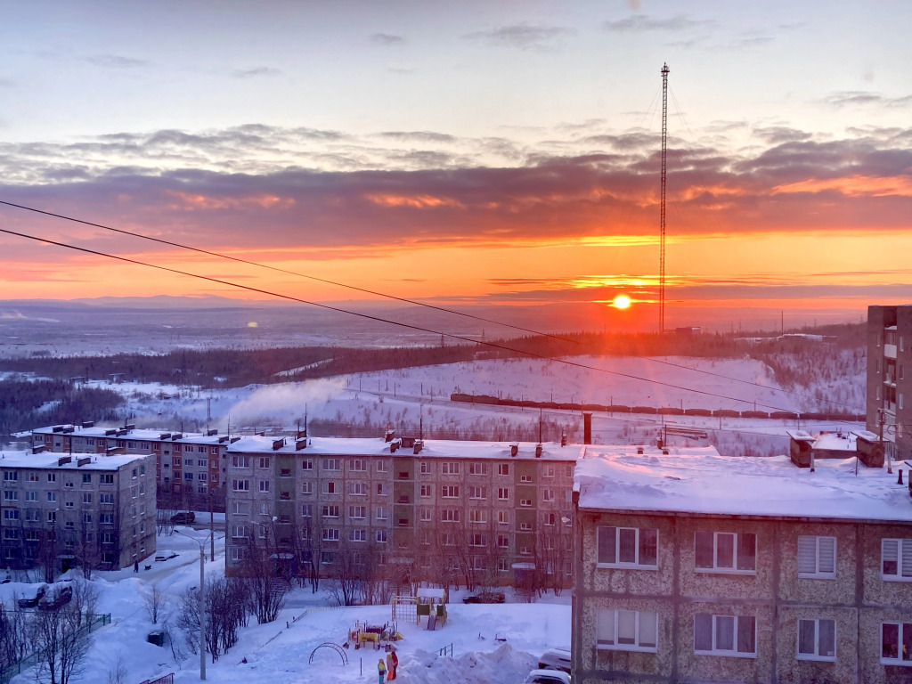 Квартира Трехкомнатная в Кировске