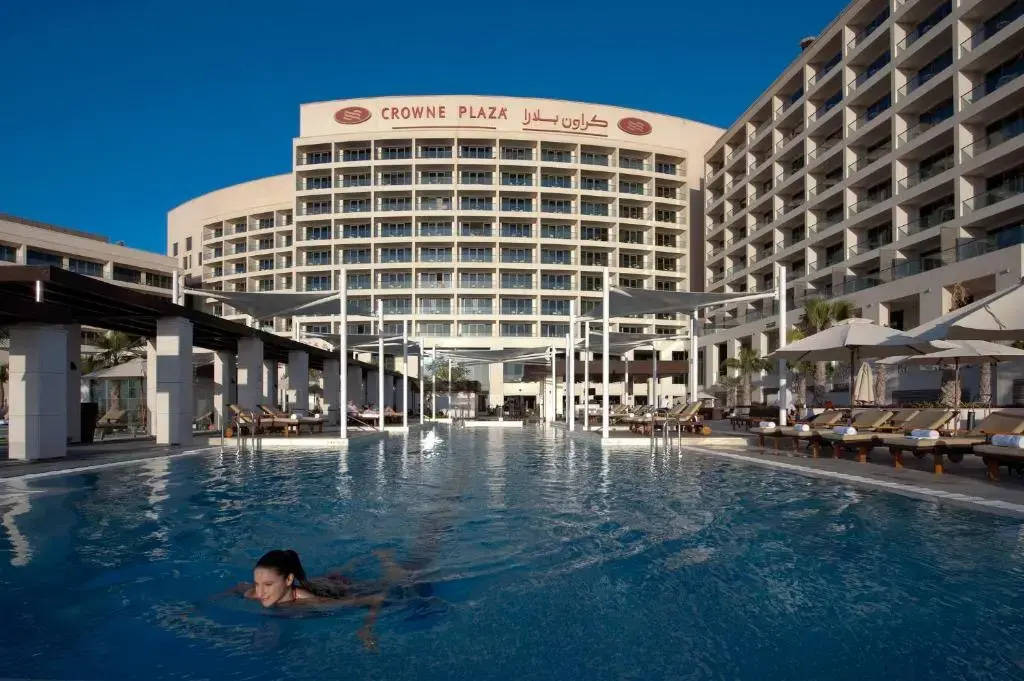 Отель Crowne Plaza Abu Dhabi Yas Island by IHG