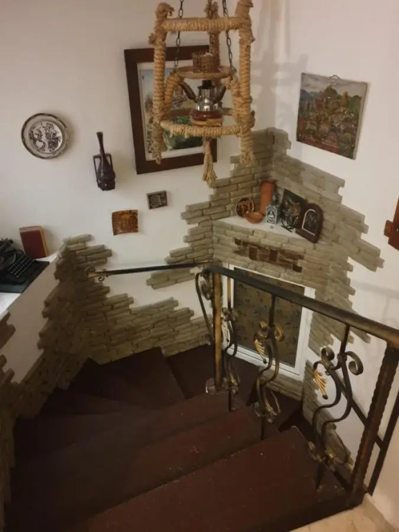 Lea Guest House