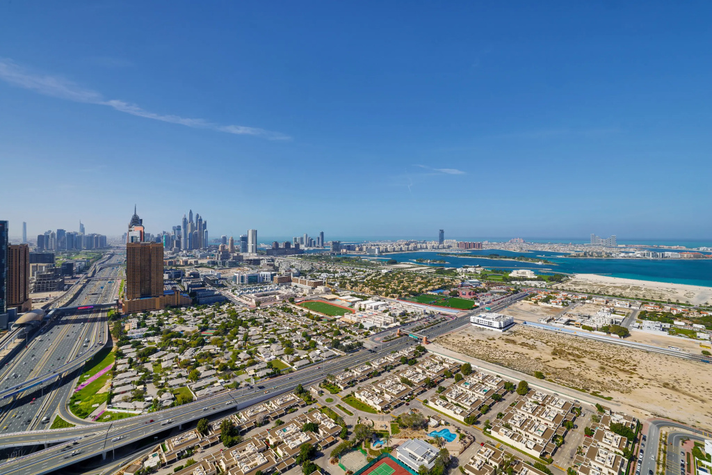La Suite Dubai Hotel & Apartments Operated by Minor Hotels