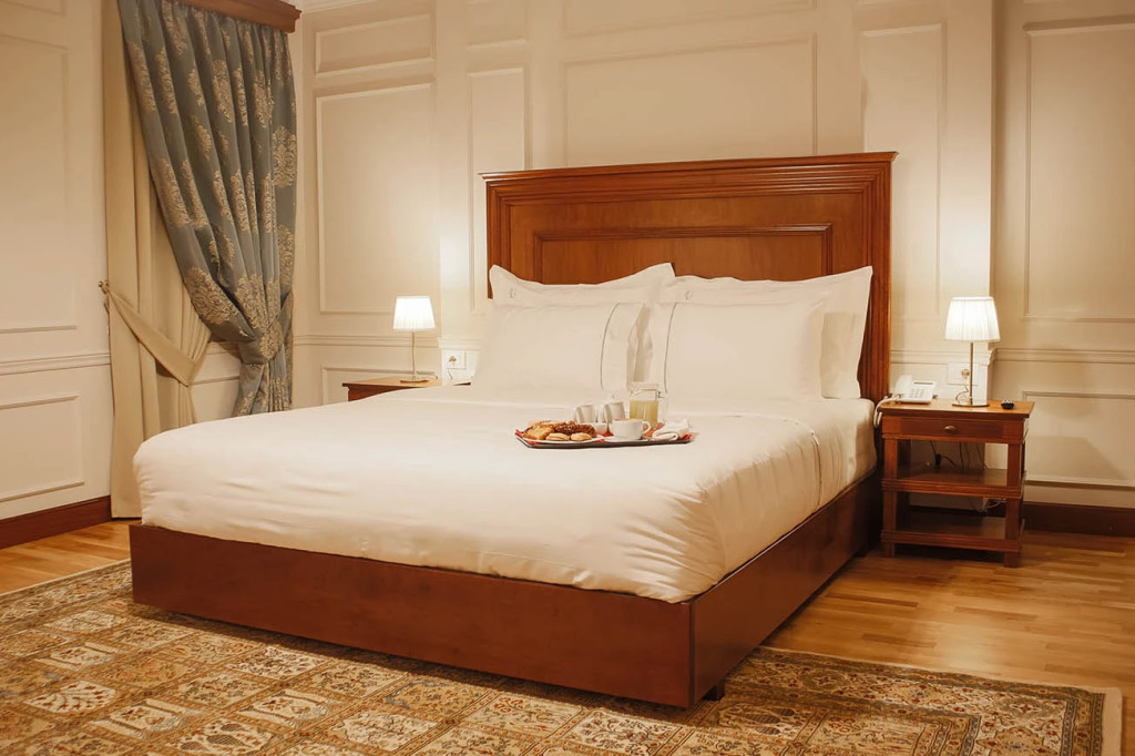 Hotel Opera