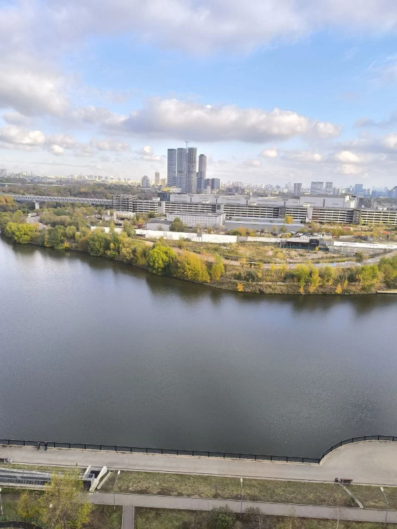Квартира на набережной реки Москва