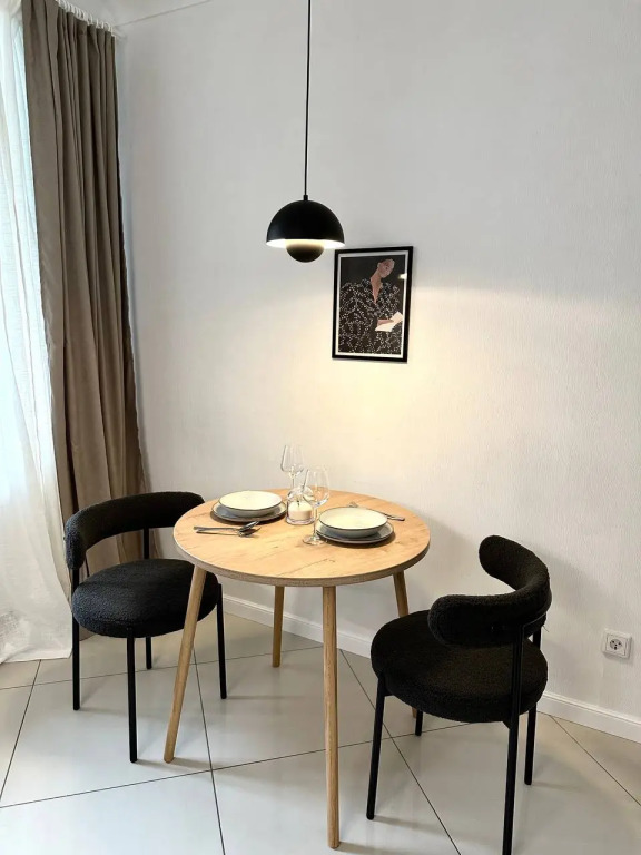 Квартира на Мирлушкина, 8
