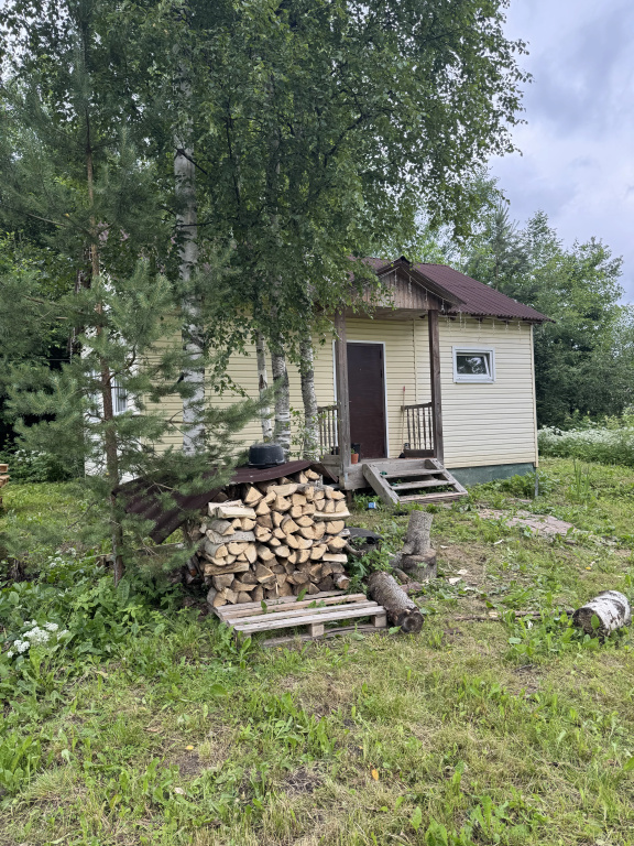 Частный дом в островках