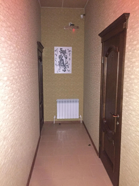 Отель Корона
