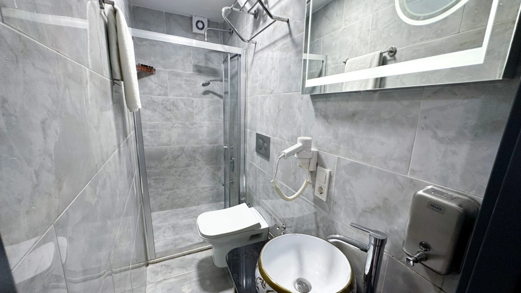 DNZ Taxim Feridiye Hotel