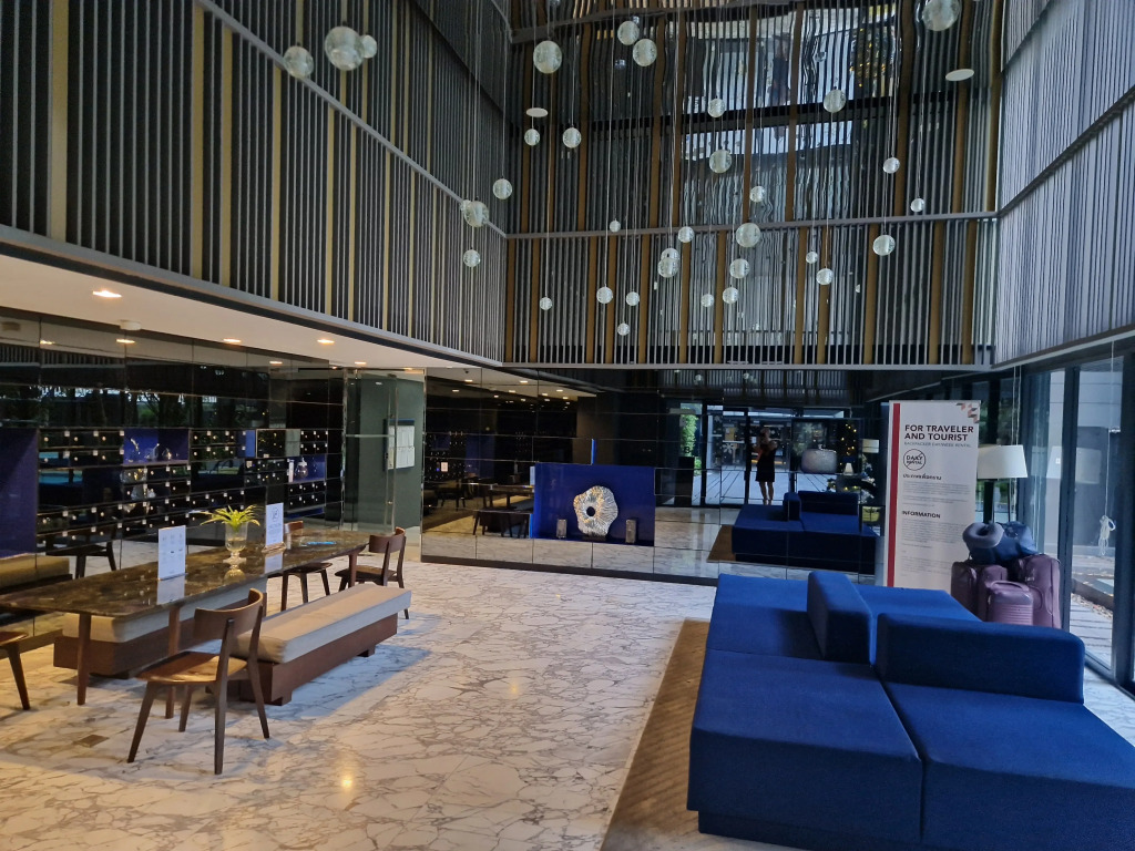 Апартаменты The Deck Patong