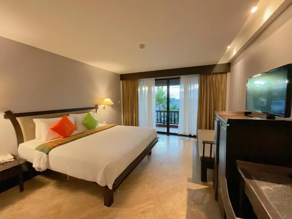 Курортный отель C&N Resort and Spa