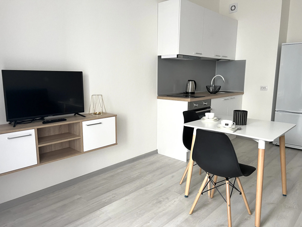 Апартаменты River Side на Октябрьской набережной