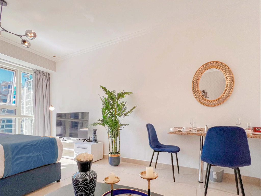 Апартаменты Cosmos Living Elegant Studio Near Dubai Marina