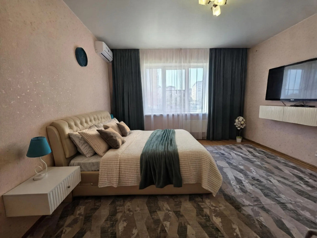 Квартира Курчатова 78
