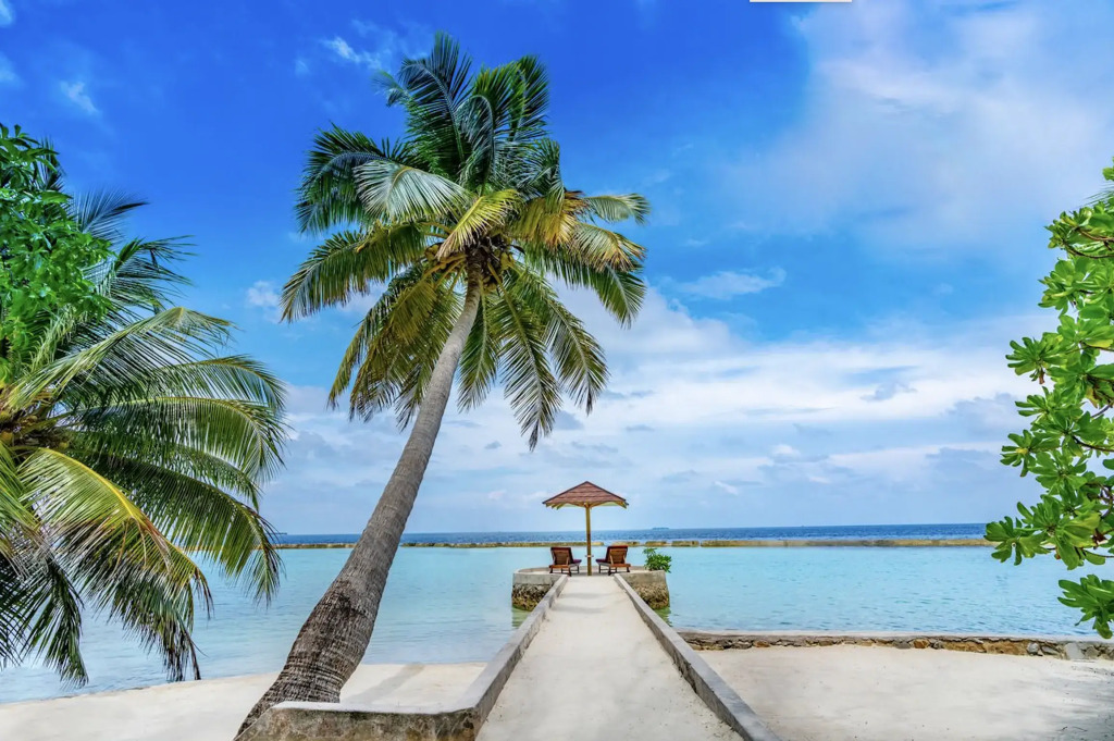 Ellaidhoo Maldives by Cinnamon - Complimentary Speedboat Return for 2 pax on 7 nights or more stays valid to 31 Oct 2027 & up to 2 kids stay free