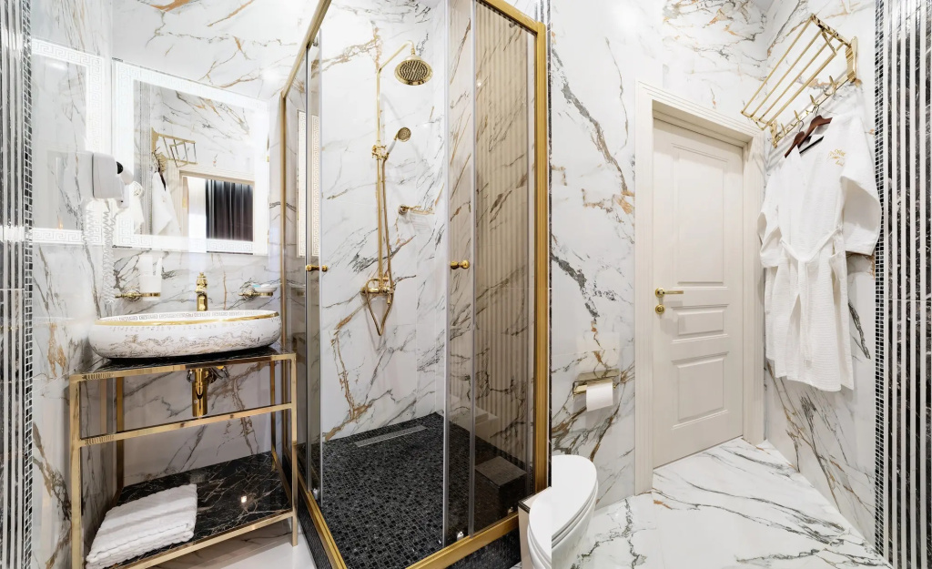 LeMar Hotel