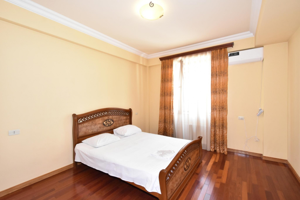 Апартаменты RentInnYerevan Mher Mkrtchyan 1 street