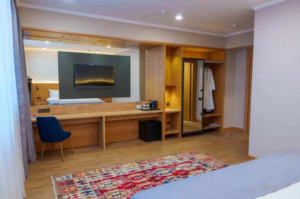 Dami Almaty Hotel