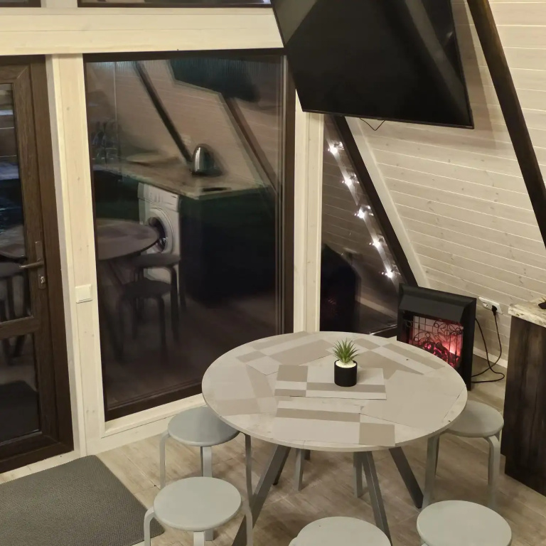 Коттедж с красивым видом из окна в A-Frame Синильга