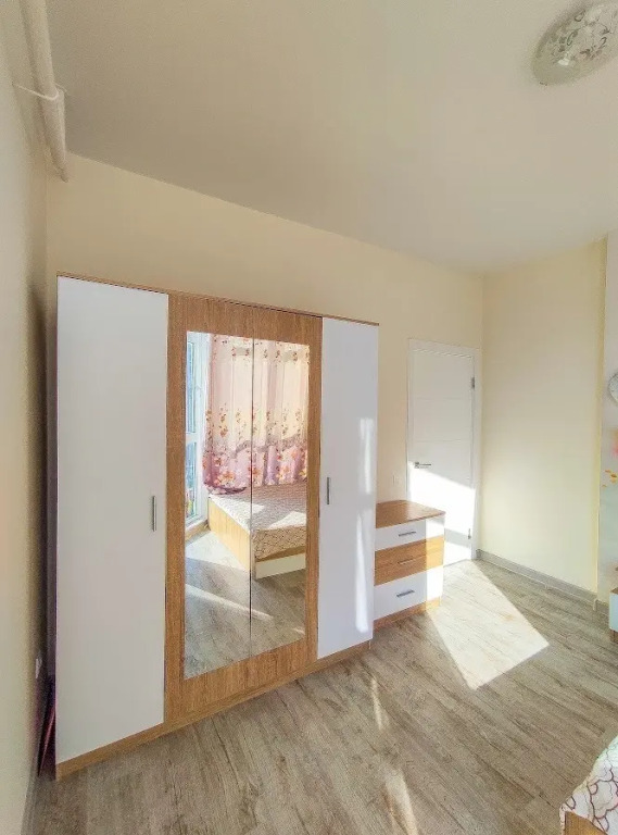 Квартира Двухкомнатная 68 м² Сафари