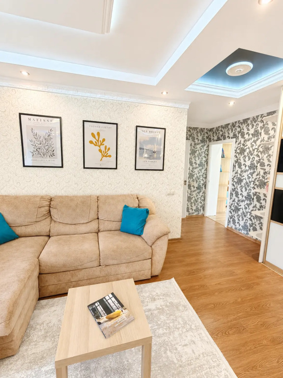 Квартира Просторная 3 Комнатная 80 м² с Двумя Санузлами и Видовой Лоджией