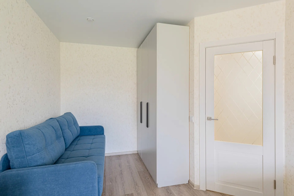 Квартира 1-к в новом мкр. на Новогородской 15 от RentAp, 4 сп.места
