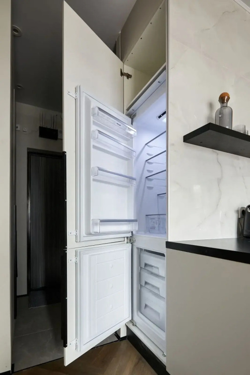 Apartment MyHomeYourHome на Бульваре Головнина 4