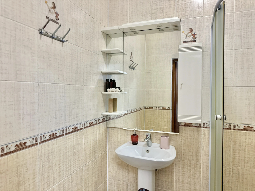 Квартира ArtHouse Dombay 6