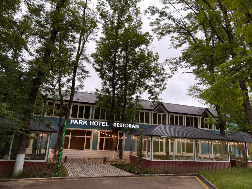 Отель Park