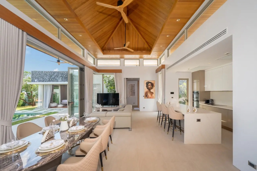 NEW Luxury 4BR Villa with Pool & relaxation zones D07