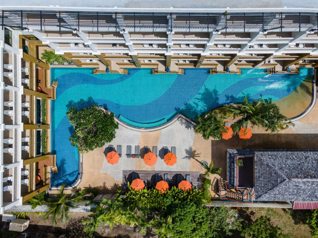 Kata Sea Breeze Resort - SHA Plus
