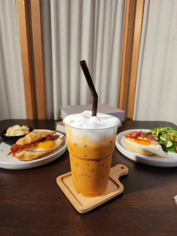 Noir Cafe And Hostel Chinatown Bangkok