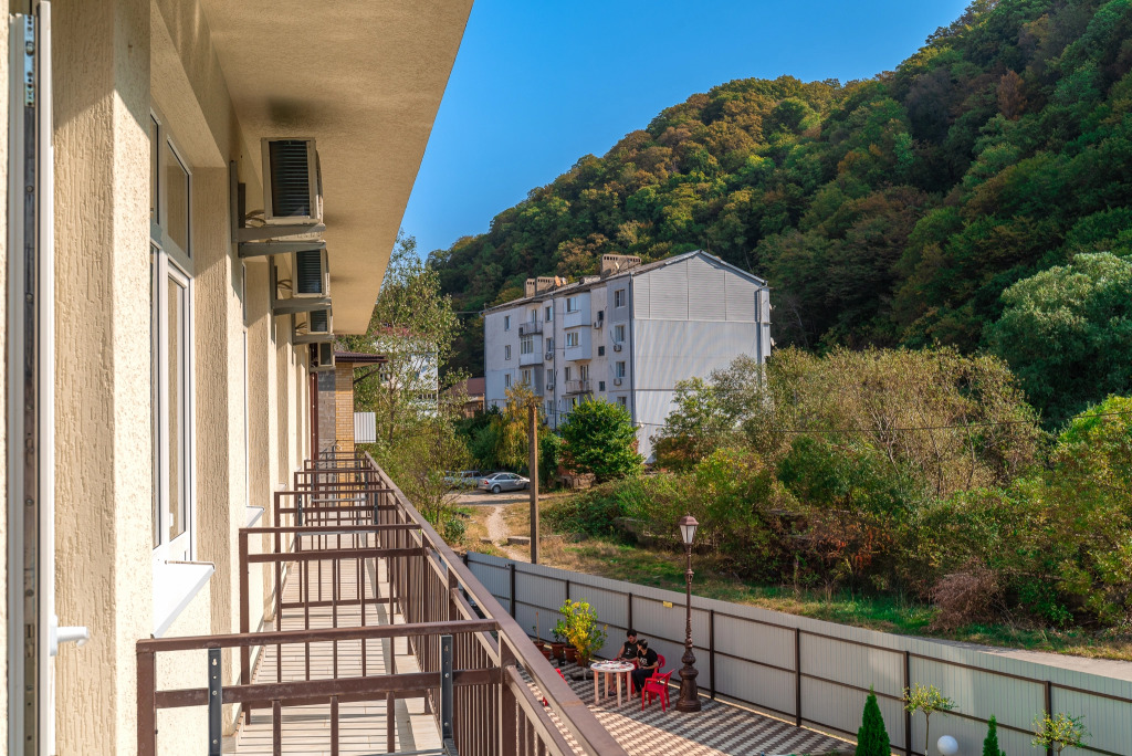 Zvyozdny Guest House