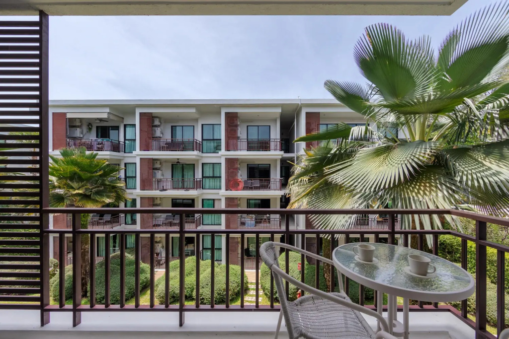 Апартаменты Suite Selayar Rawai Beachfront Title Condo