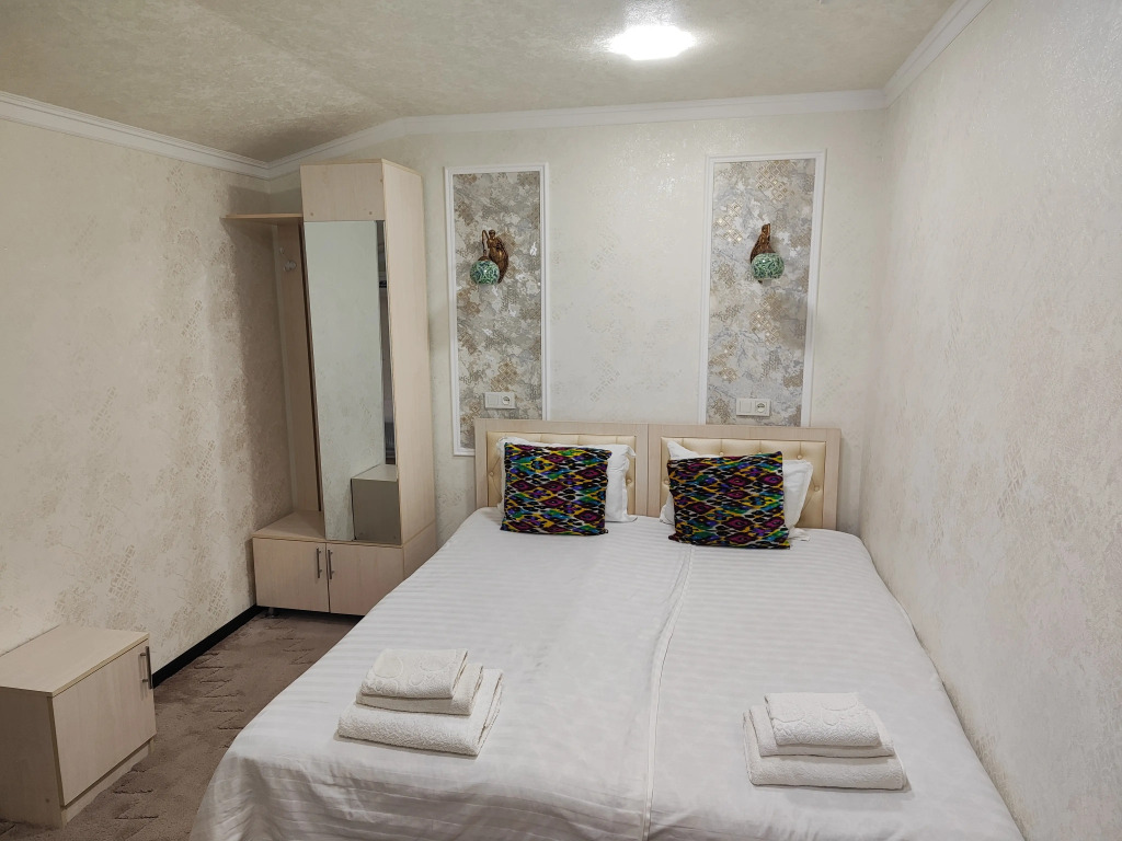 Suzani Samarkand Hostel